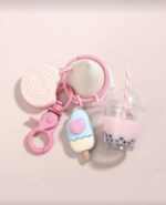 سلسلة مفاتيح على شكل الحليب الفقاعي والأيس كريم