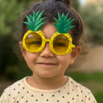 نظارة مضحكة على شكل أناناس