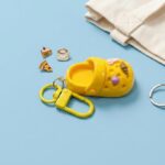 حامل مفاتيح على شكل كروكس